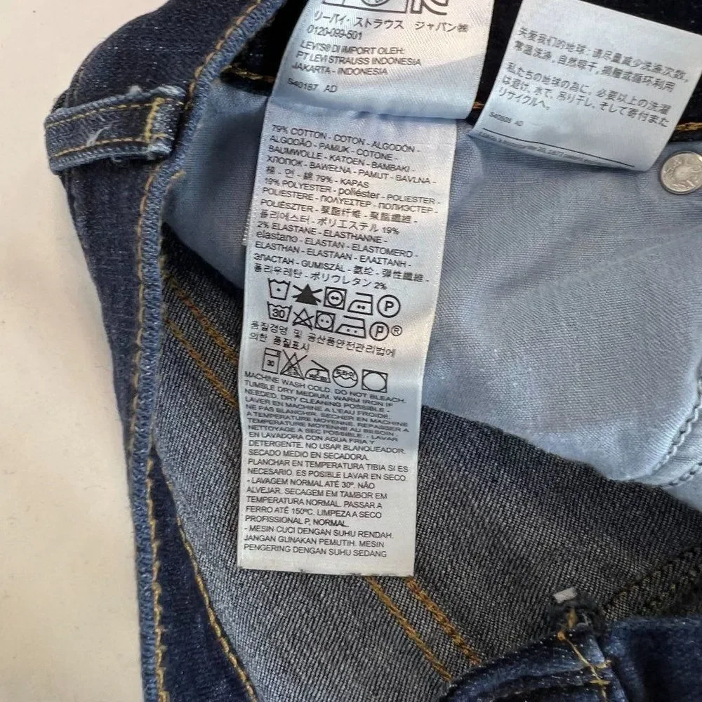 Levi Strauss Levi's Classic Boot Distressed Blue Jeans Women's Size 29 - Picture 4 of 7